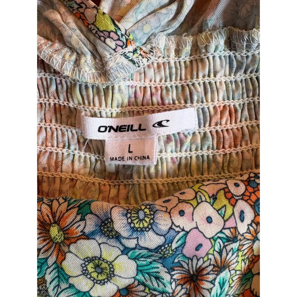 O'Neill Floral Smocked Flutter Sleeve Deep V-Neck Top Large - Picture 3 of 4